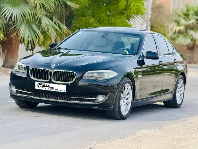  BMW 5 Series 